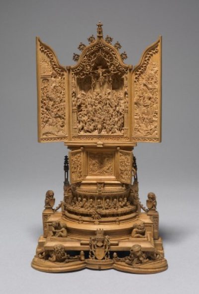 Fig.1: Central panel and Crucifixion