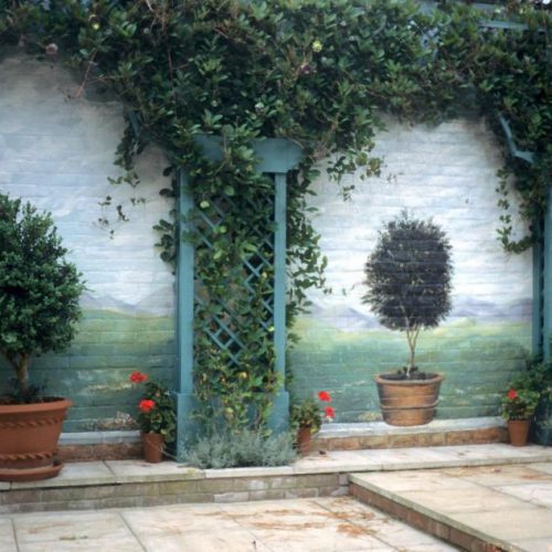 Fiona Henley - Home of a gardener designer located in West Sussex England