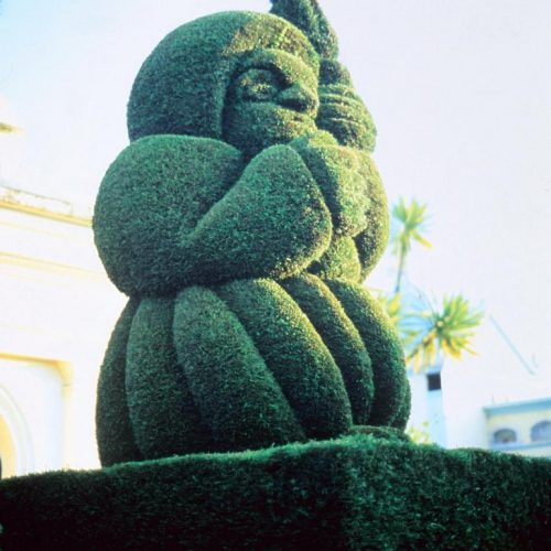 Mexico sculpture - 1 In a Mexican garden